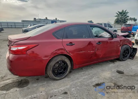 2017 Nissan Altima 2.5 из США, поврежденный, VIN 1N4AL3AP9HC279442